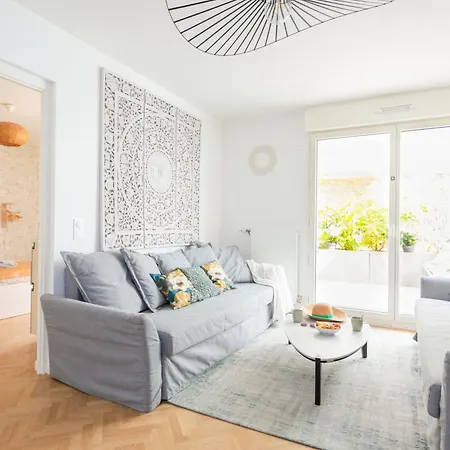Le Cedre, Neuf Et Decoration Soignee *