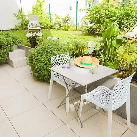 Le Cedre, Neuf Et Decoration Soignee